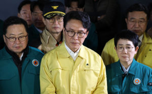 金총리 "구조대 안전 최우선으로 수색 작업"