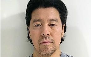 항공사 기장 살해범은 49세 김동환