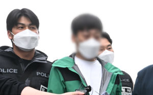 '완도 화재' 토치 사용 외국인 노동자 구속