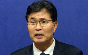 '식비 대납 의혹' 압색…이원택 "진실 밝혀질것"