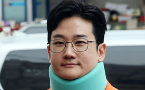 '음료 테러' 자작극이었나…경찰, 정이한 수사