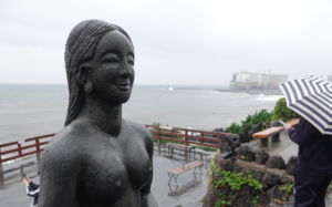 장마 시작부터 요란…한라산에 230㎜ 폭우