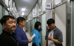 '여중생 성매매' 최영중 시의원, 출국금지