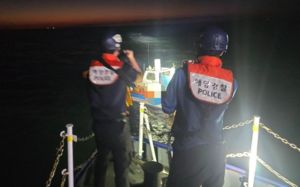 부안 위도 해상서 1t 어선 표류…70대 선원 실종